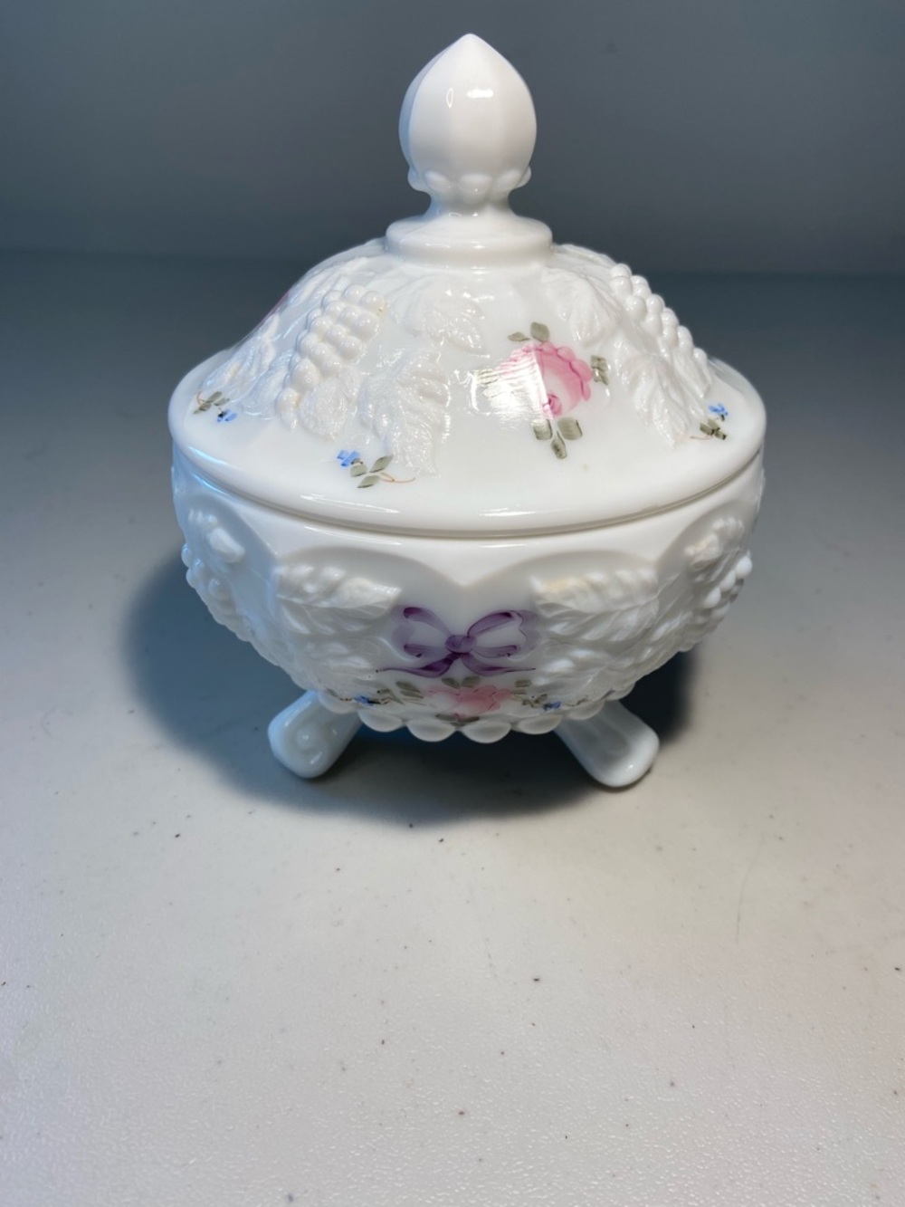 VTG Westmoreland Glass Covered Trinket Dish with Pink Rose and Purple Bow
